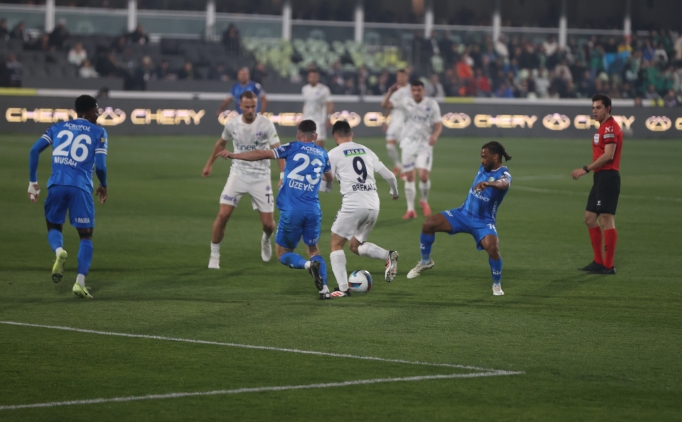 Bodrum FK evinde Fredy ile güldü!