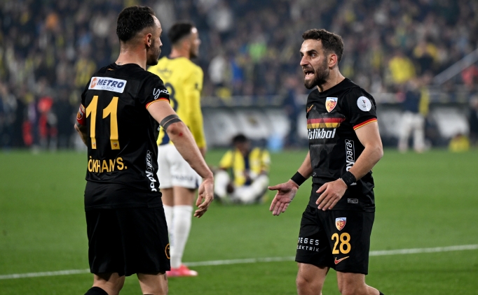 Kayserispor'da gecenin yıldızı: Gökhan Sazdağı!