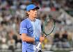 Wimbledon'da Djokovic'in rakibi De Minaur sakatlığı nedeniyle turnuvadan çekildi